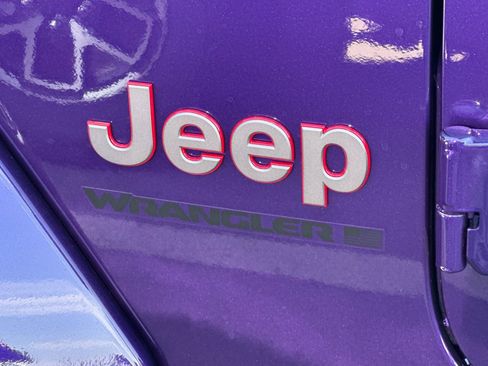 New 2026 Jeep Wrangler Unlimited Rubicon image 32