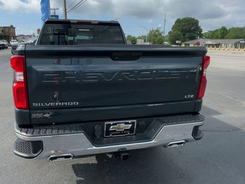 Used 2019 Chevrolet Silverado 1500 LTZ w/ LTZ Convenience Package AWD/4WD image 7