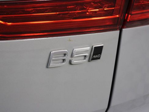 Used 2025 Volvo XC60 B5 Core AWD/4WD image 20