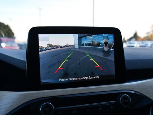 Used 2021 Ford Escape Titanium w/ Titanium Elite Package image 27