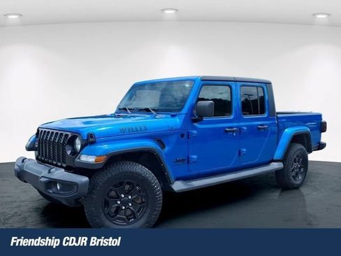 Used 2021 Jeep Gladiator Sport AWD/4WD image 1