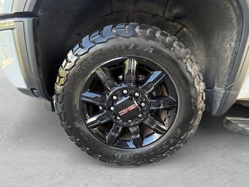 Used 2024 GMC Sierra 2500 AT4 w/ AT4 Premium Plus Package AWD/4WD image 29