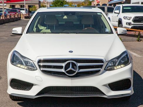 Used 2014 Mercedes-Benz E 250 BlueTEC 4MATIC Sedan image 3