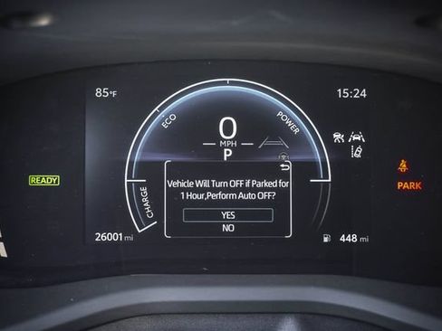 Used 2025 Toyota Camry SE FWD image 14