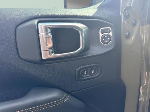 New 2026 Jeep Gladiator Sport AWD/4WD image 27