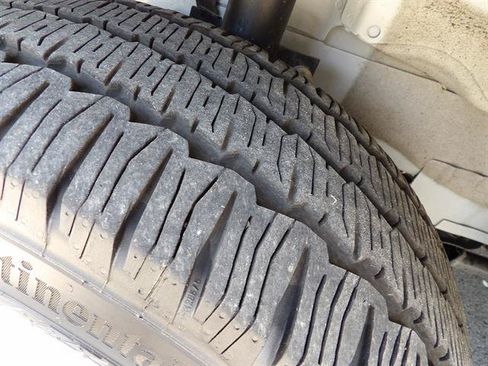Used 2025 Ford Transit 250 Low Roof w/ Exterior Upgrade Package RWD image 10