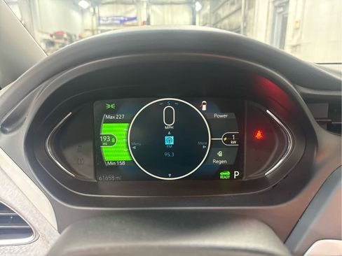 Used 2020 Chevrolet Bolt Premier w/ Infotainment Package image 11