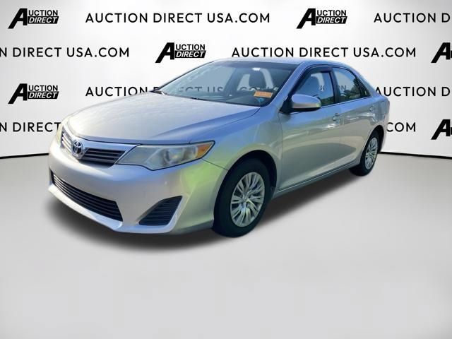 Used 2012 Toyota Camry FWD image 25
