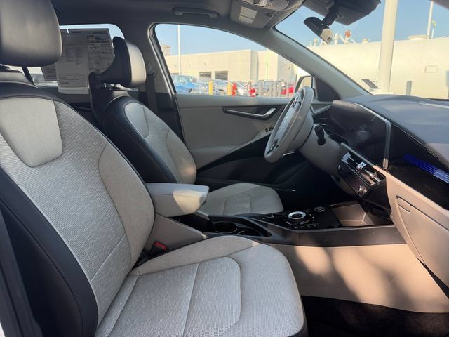 Used 2023 Kia Niro Wave w/ Wave Preserve Package FWD image 19