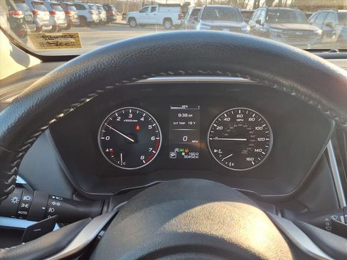 Certified 2022 Subaru Outback Limited image 10