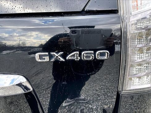 Used 2016 Lexus GX 460 w/ Premium Package image 8