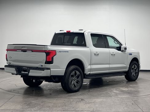 Used 2024 Ford F150 Lightning Lariat image 8