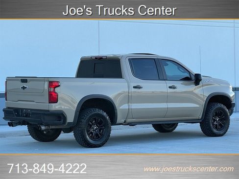 Used 2023 Chevrolet Silverado 1500 ZR2 image 8