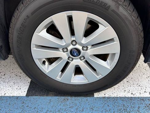 Used 2019 Subaru Outback 2.5i Premium AWD/4WD image 25