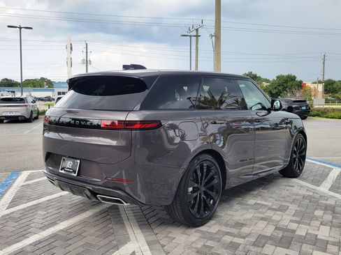 New 2026 Land Rover Range Rover Sport Dynamic SE AWD/4WD image 5