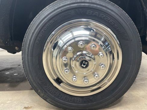 Used 2021 RAM 5500 Tradesman w/ Chrome Appearance Group image 38