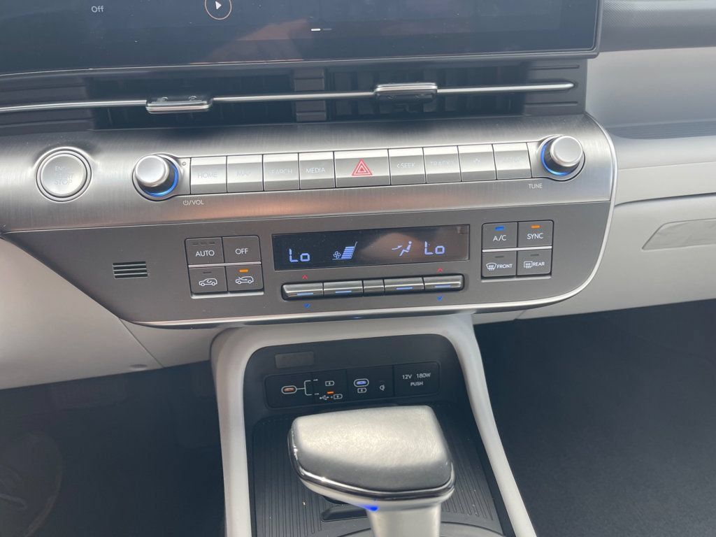 Used 2026 Hyundai Kona SEL Sport FWD image 18