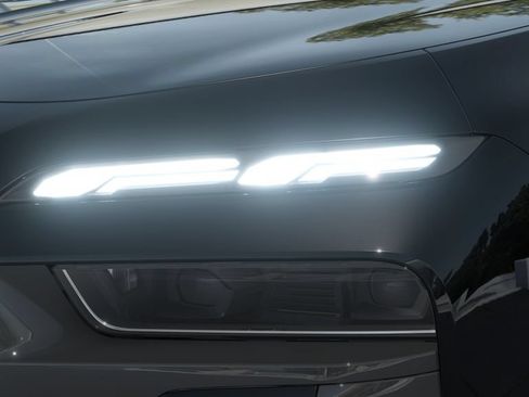 New 2026 BMW 760i xDrive w/ Executive Package AWD/4WD image 34