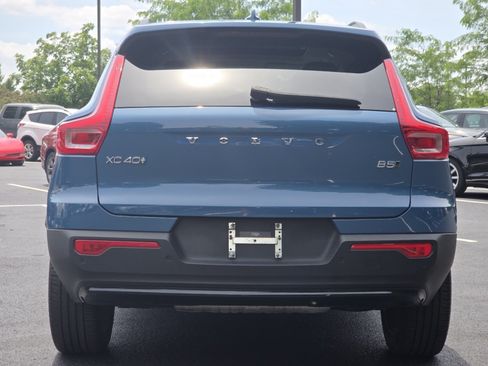 Used 2023 Volvo XC40 B5 Plus w/ Driver Assist Package AWD/4WD image 18