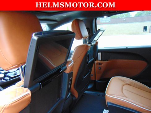 New 2026 Chrysler Pacifica Pinnacle image 43