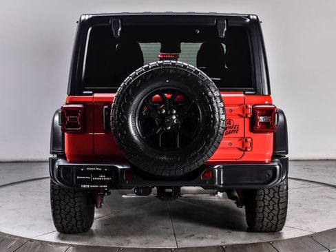 Used 2024 Jeep Wrangler Unlimited Sport AWD/4WD image 5