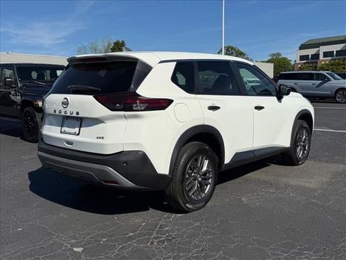 Used 2022 Nissan Rogue S AWD/4WD image 4