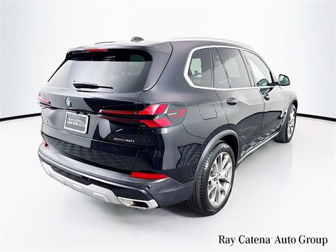 Used 2024 BMW X5 xDrive40i w/ Premium Package image 7