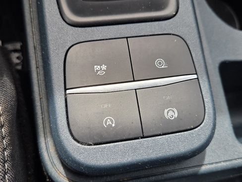 Used 2022 Ford Maverick XL FWD image 16