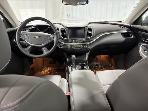 Used 2019 Chevrolet Impala LS image 3