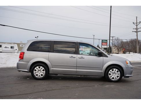 Used 2017 Dodge Grand Caravan SE w/ Power Window Group image 2
