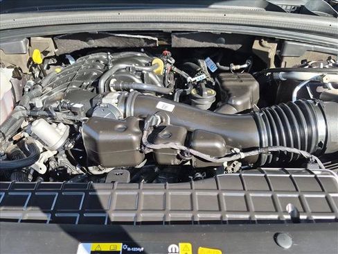 Used 2023 Jeep Grand Cherokee L Limited RWD image 24