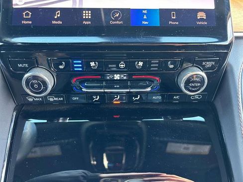 Used 2022 Jeep Grand Cherokee Summit image 24