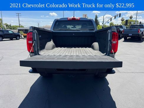 Used 2021 Chevrolet Colorado W/T w/ WT Convenience Package RWD image 12