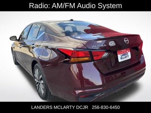 Used 2024 Nissan Altima 2.5 SV image 4