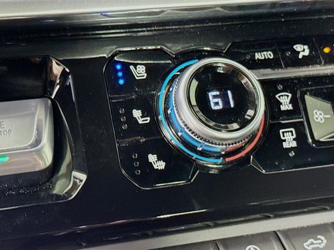 Certified 2022 GMC Sierra 1500 Denali image 22