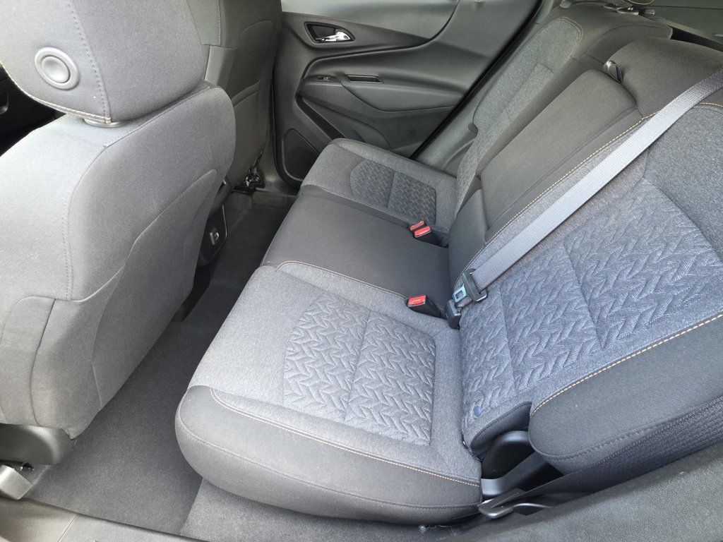 Used 2022 Chevrolet Equinox LT FWD image 9