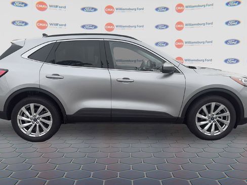 Certified 2022 Ford Escape Titanium w/ Titanium Elite Package image 3