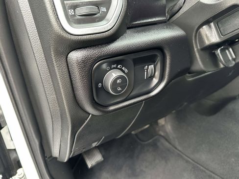 Used 2024 RAM 2500 Big Horn image 23