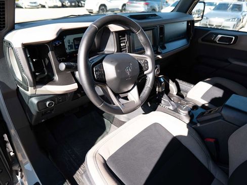 Used 2022 Ford Bronco Big Bend image 9