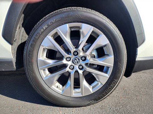 Used 2019 Toyota RAV4 Limited w/ Cold Weather Package FWD image 21