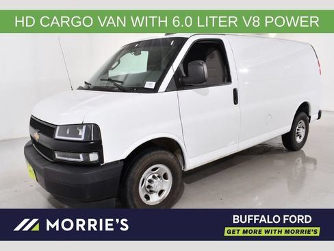 Used 2018 Chevrolet Express 2500 w/ Driver Convenience Package RWD image 1