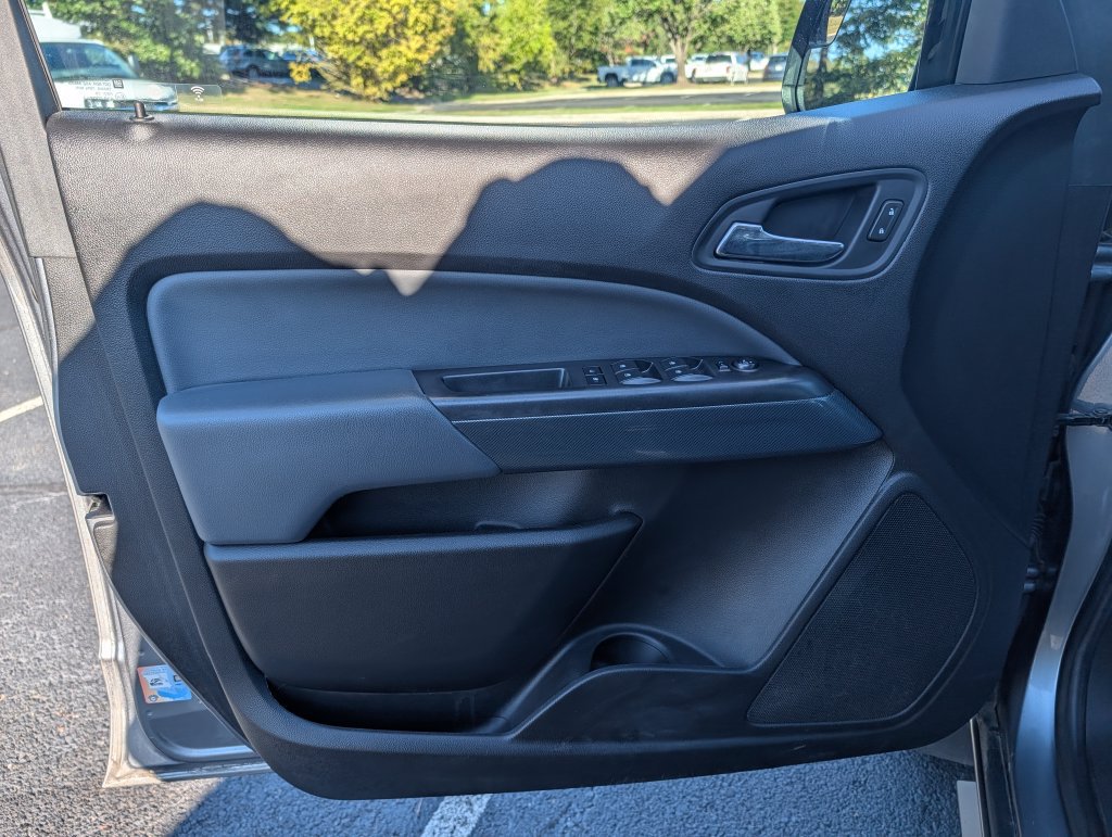 Used 2018 Chevrolet Colorado Z71 AWD/4WD image 20