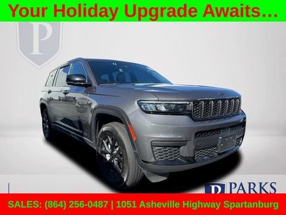 Used 2024 Jeep Grand Cherokee L Laredo