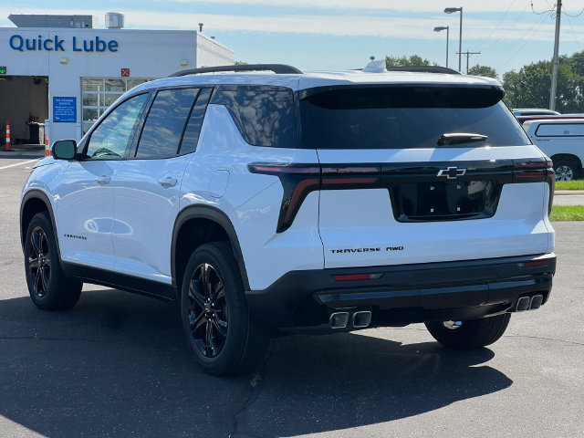 New 2027 Chevrolet Traverse LT w/ Midnight/Sport Edition AWD/4WD image 9