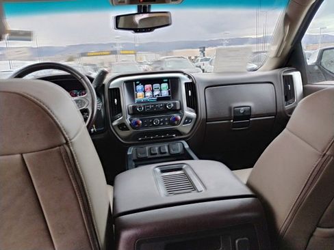 Used 2017 Chevrolet Silverado 1500 LTZ Z71 image 10