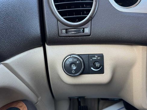 Used 2011 Buick Enclave CXL image 15