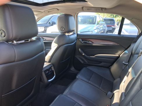 Used 2019 Cadillac CTS Luxury RWD image 5