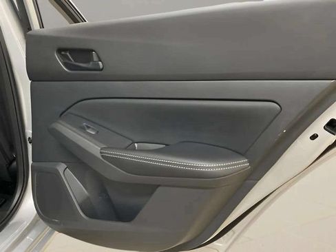 Used 2026 Nissan Altima 2.5 SV AWD/4WD image 64