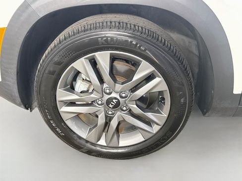 Used 2021 Kia Seltos LX AWD/4WD image 38