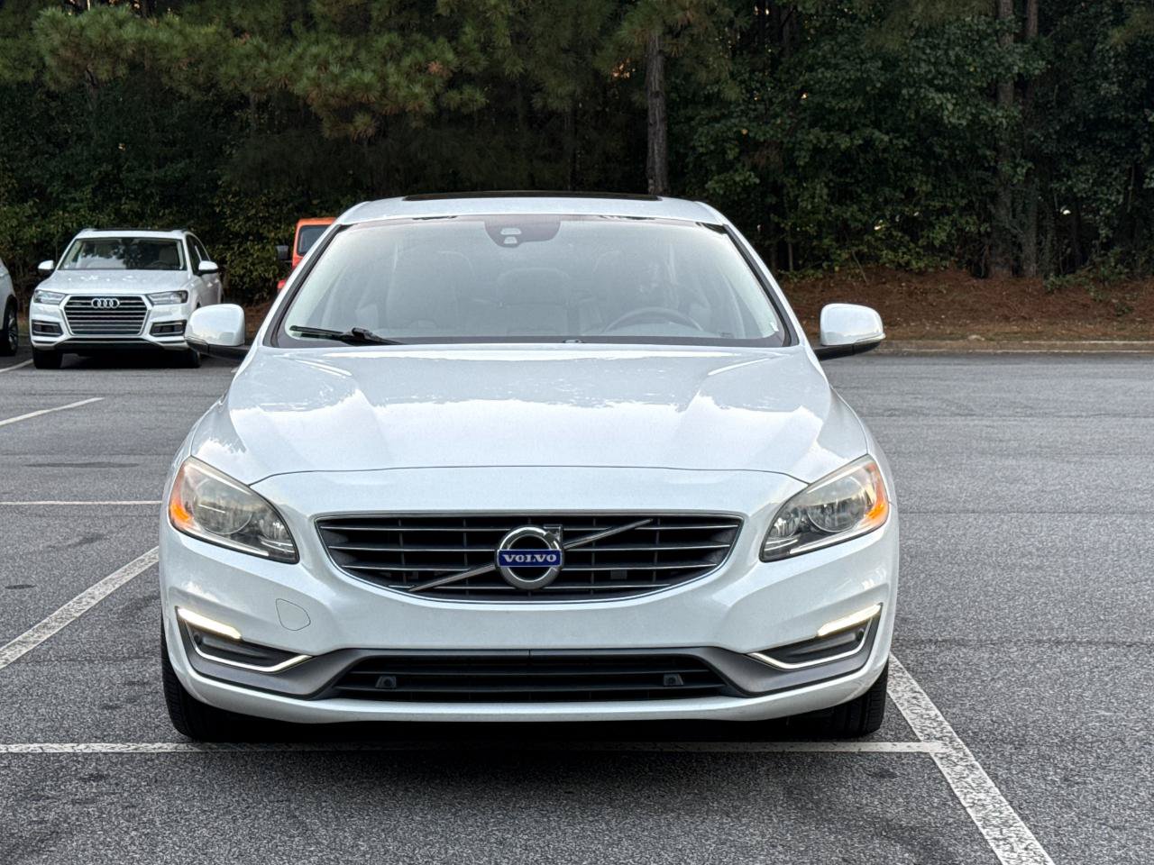 Used 2017 Volvo S60 T5 Inscription FWD image 3